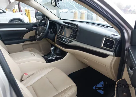 2015 Toyota Highlander Xle V6 из США, поврежденный, VIN 5TDJKRFH4FS150828